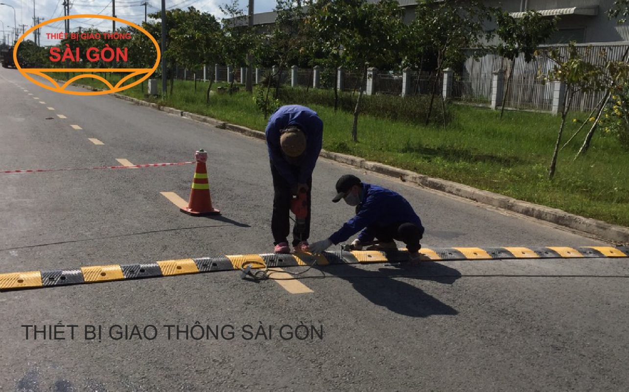thiết bị giao thông Sài Gòn